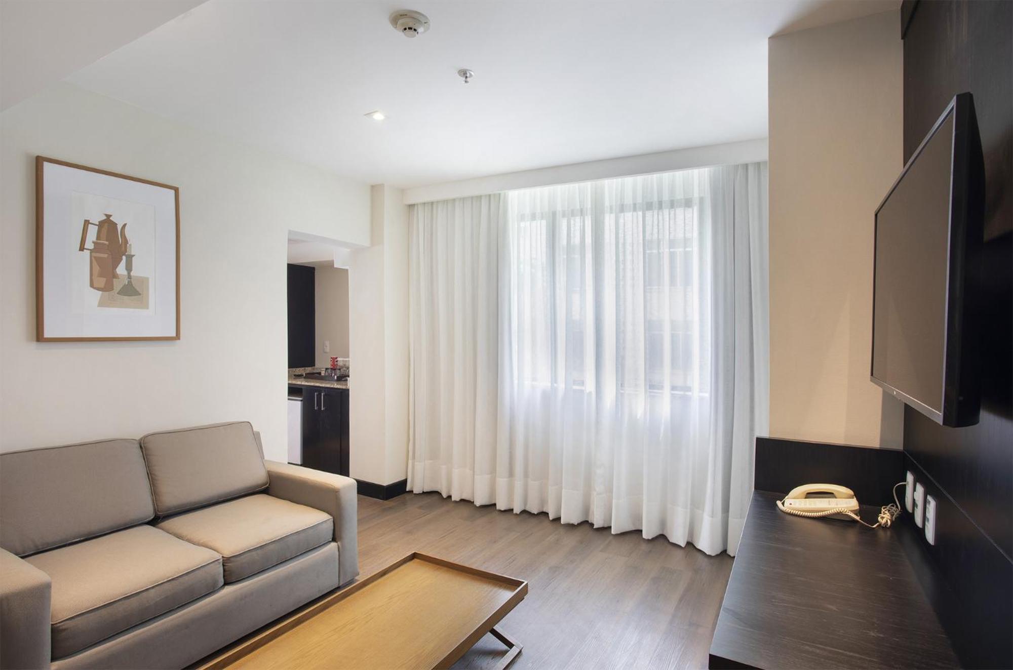 Windsor Leme 4*